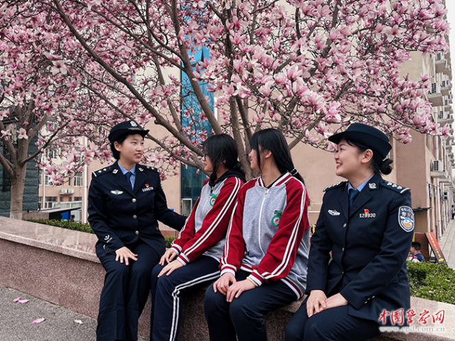 让未成年人在法治阳光下茁壮成长