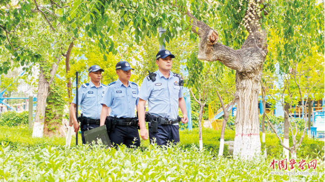 乌鲁木齐市公安局天山区分局赛马场街道派出所教导员迪里夏提&middot;木他里甫：热血铸就忠诚 伤痕印证初心