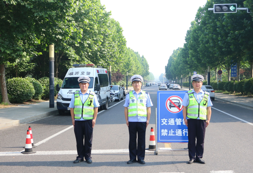 临沂交警：&ldquo;警&rdquo;随中考 护航再出发！